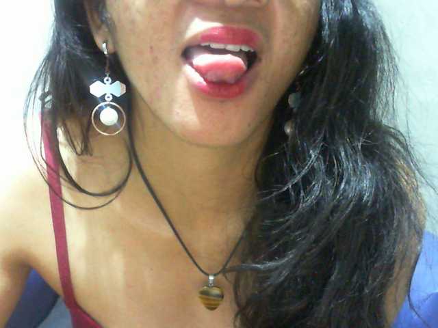 Cyah2's BongaCams show and profile