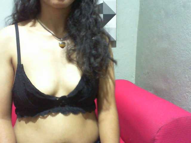 Cyah2's BongaCams show and profile