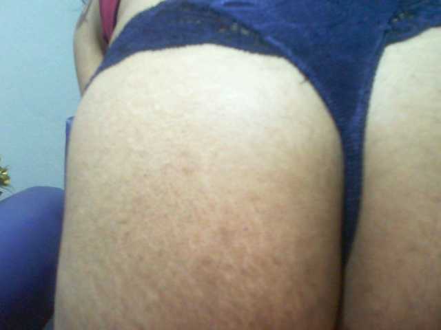 Cyah2's BongaCams show and profile