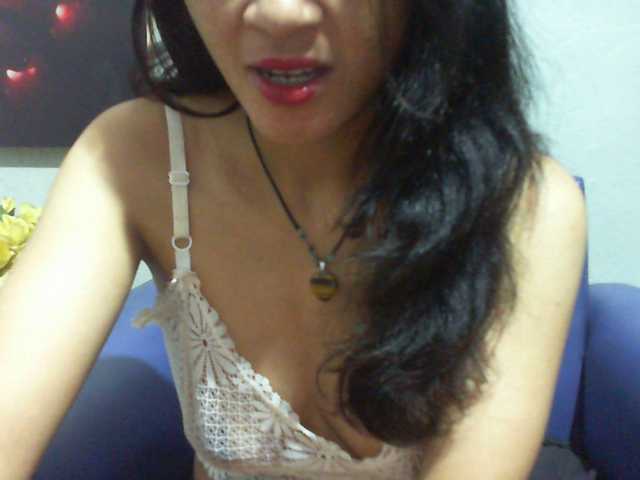 Cyah2's BongaCams show and profile