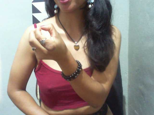 Cyah2's BongaCams show and profile