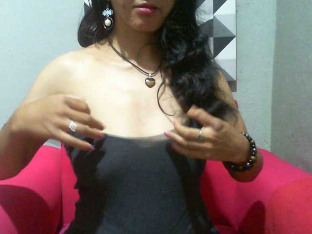 Cyah2's BongaCams show and profile