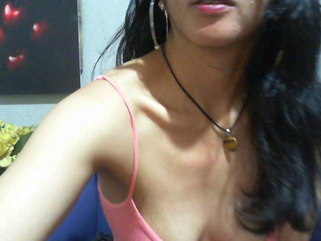 Cyah2's BongaCams show and profile