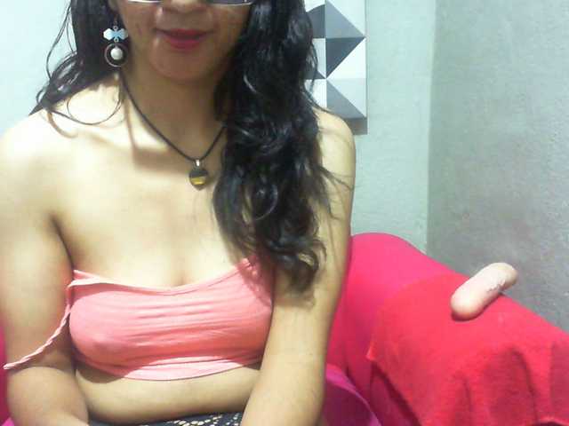 Cyah2's BongaCams show and profile