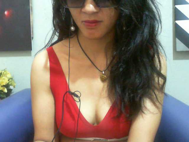 Cyah2's BongaCams show and profile