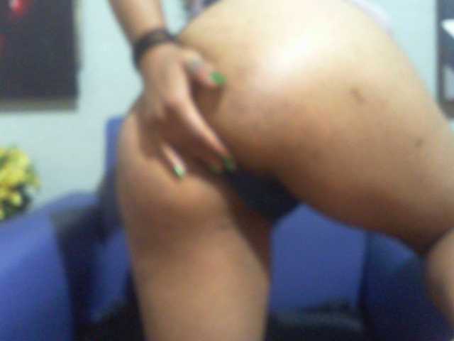 Cyah2's BongaCams show and profile