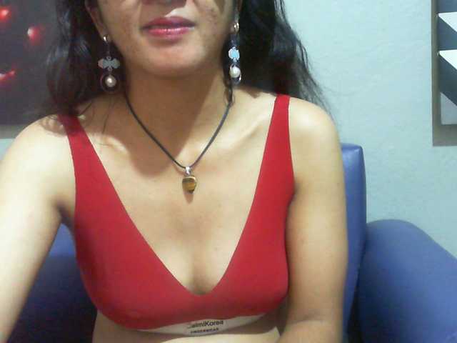 Cyah2's BongaCams show and profile