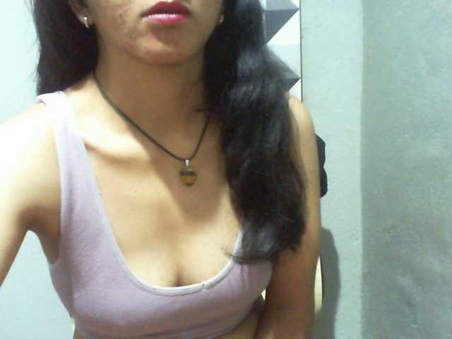 Cyah2's BongaCams show and profile