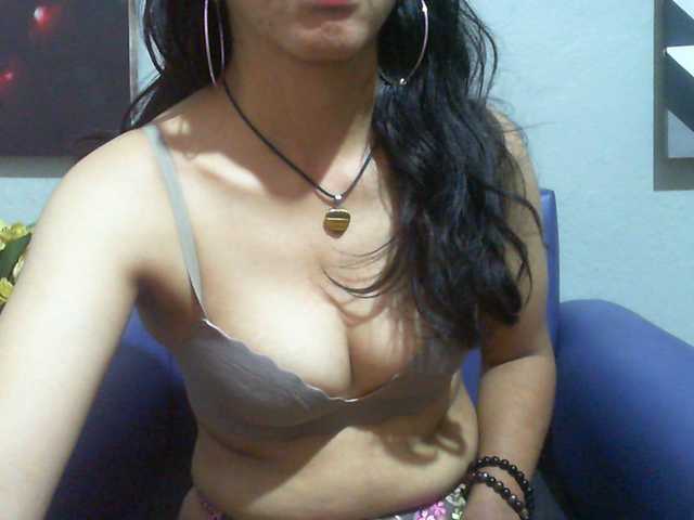 Cyah2's BongaCams show and profile