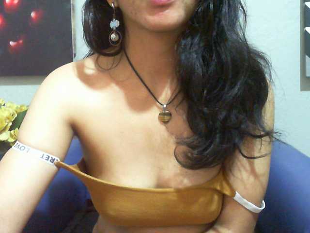 Cyah2's BongaCams show and profile