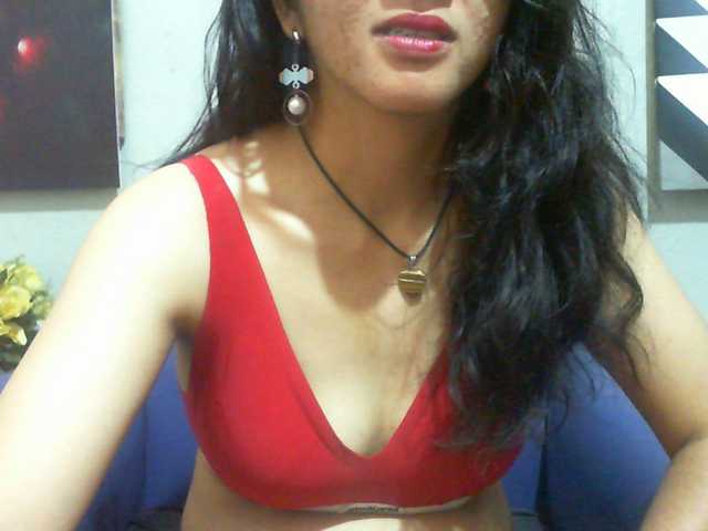 Cyah2's BongaCams show and profile