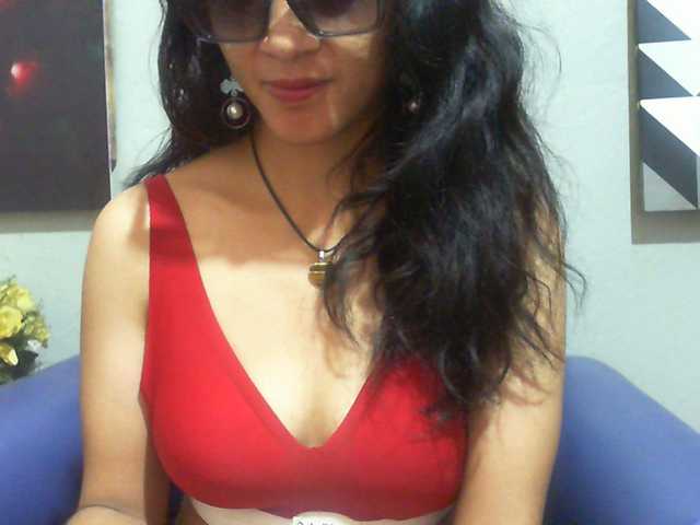 Cyah2's BongaCams show and profile