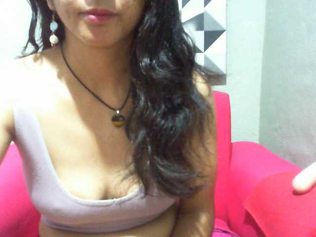 Cyah2's BongaCams show and profile