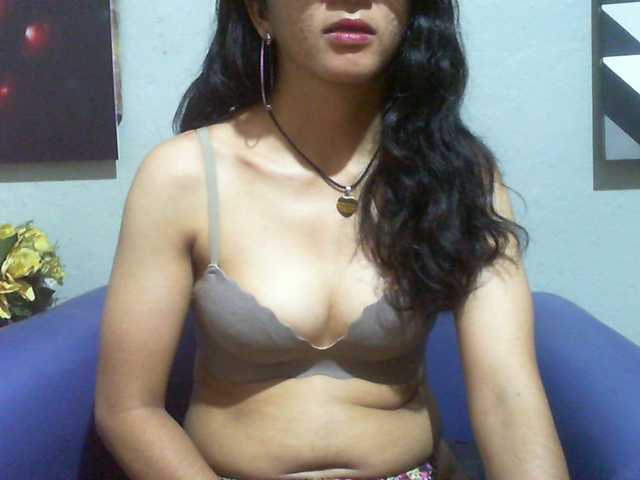 Cyah2's BongaCams show and profile