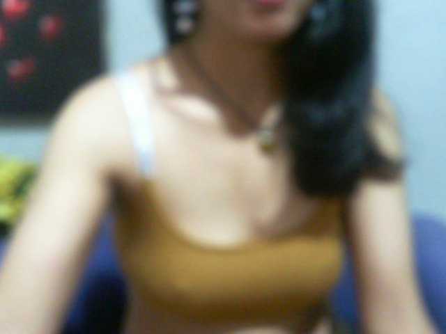 Cyah2's BongaCams show and profile