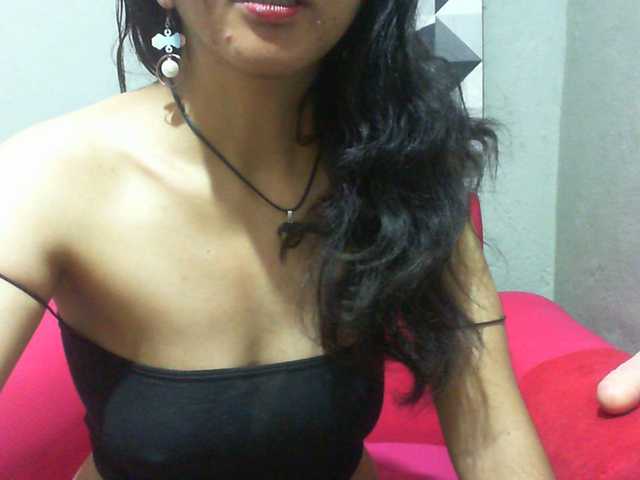 Cyah2's BongaCams show and profile