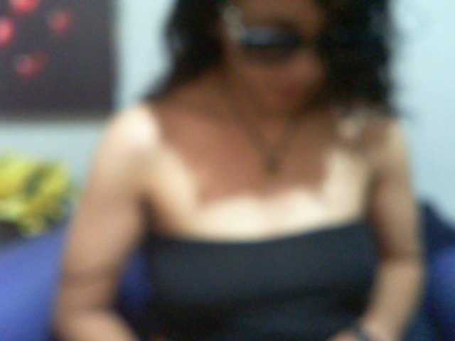 Cyah2's BongaCams show and profile