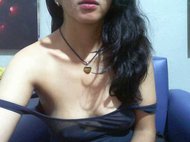 Cyah2's BongaCams show and profile