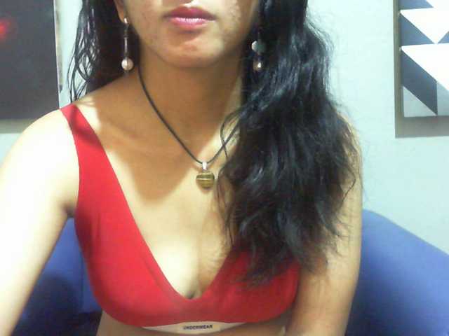 Cyah2's BongaCams show and profile