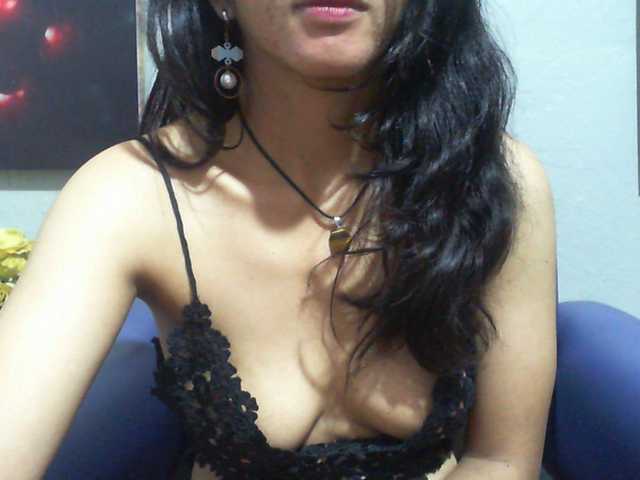 Cyah2's BongaCams show and profile