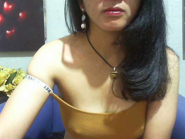 Cyah2's BongaCams show and profile