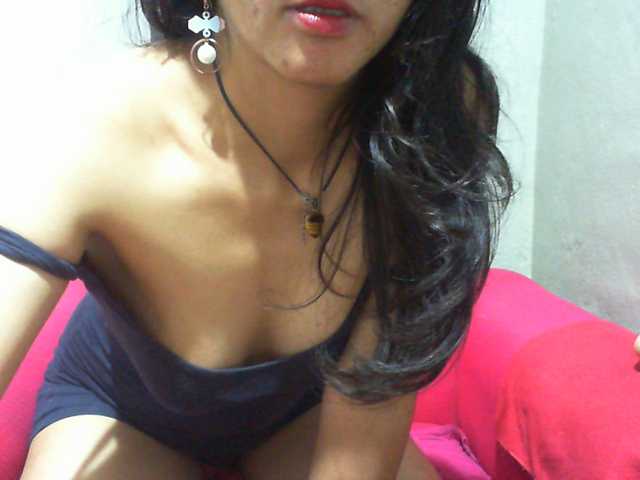 Cyah2's BongaCams show and profile