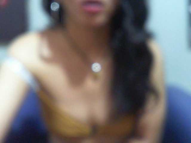 Cyah2's BongaCams show and profile