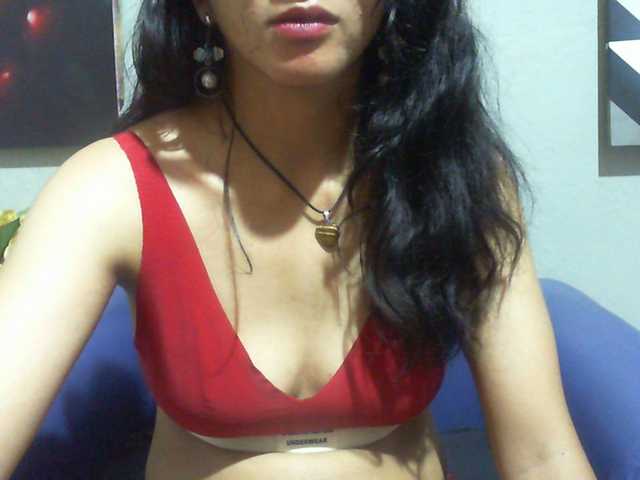 Cyah2's BongaCams show and profile