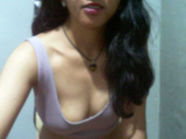 Cyah2's BongaCams show and profile