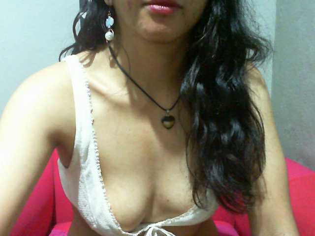 Cyah2's BongaCams show and profile