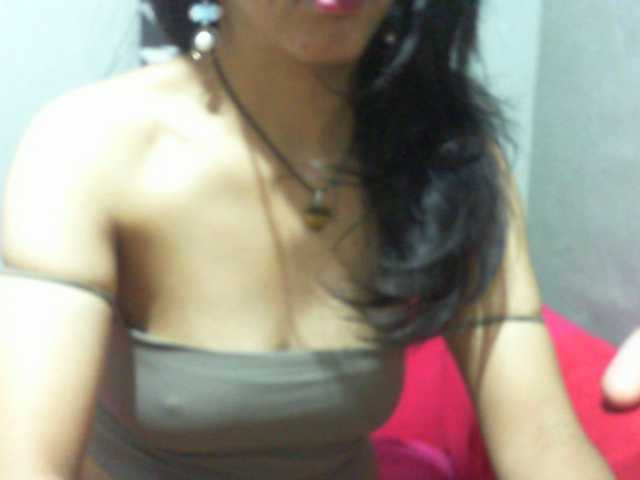 Cyah2's BongaCams show and profile