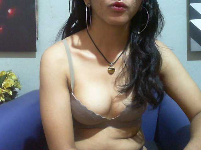 Cyah2's BongaCams show and profile