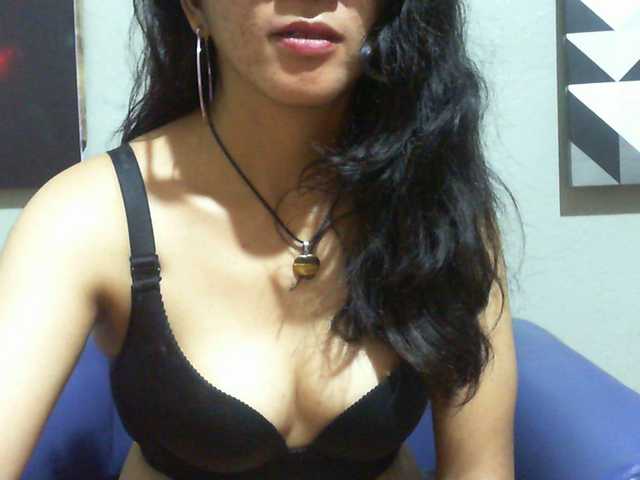 Cyah2's BongaCams show and profile