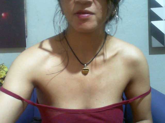 Cyah2's BongaCams show and profile