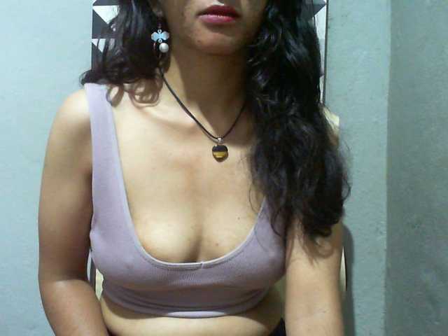 Cyah2's BongaCams show and profile