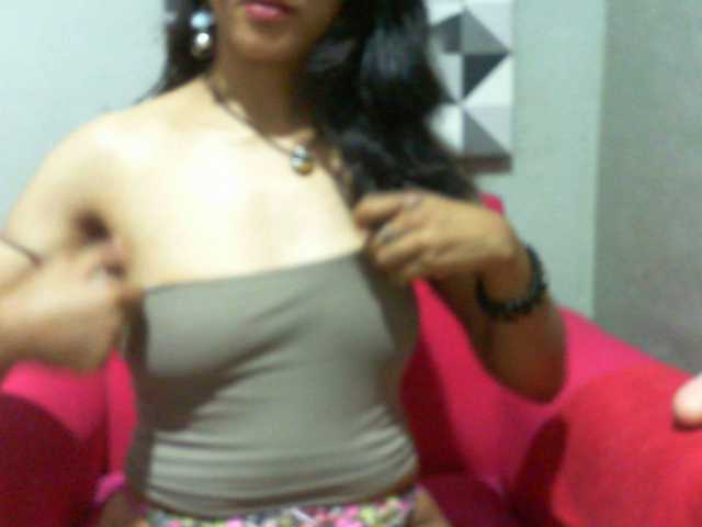 Cyah2's BongaCams show and profile