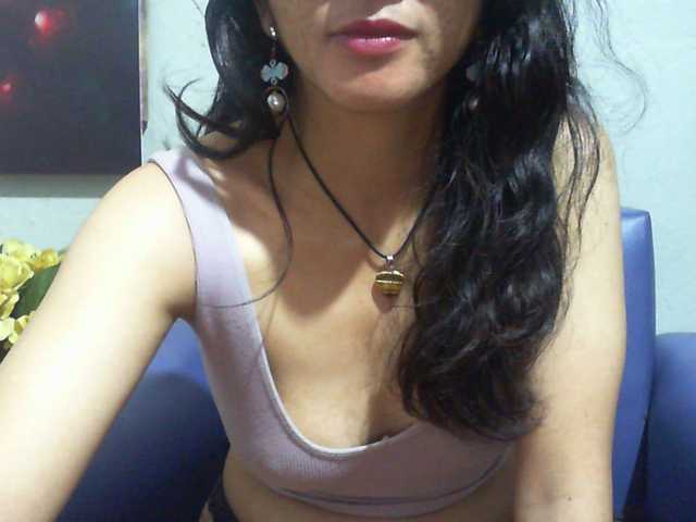 Cyah2's BongaCams show and profile