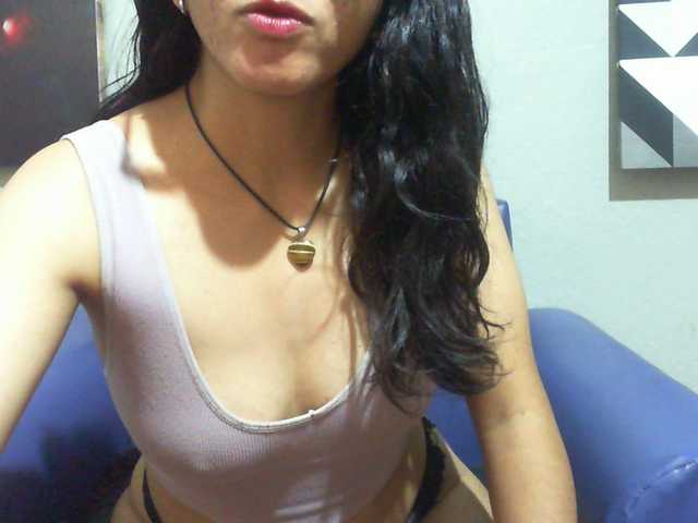 Cyah2's BongaCams show and profile