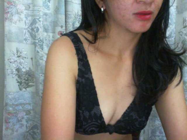 Lysah webcam bongacams model stream image