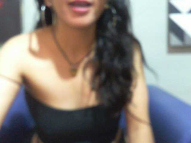 Cyah2's BongaCams show and profile