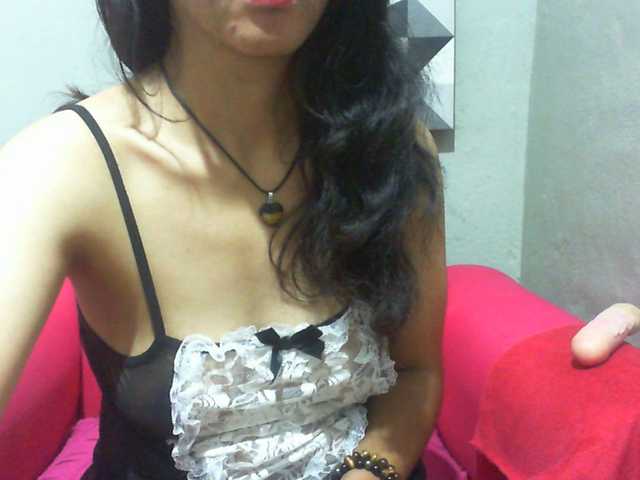 Cyah2's BongaCams show and profile