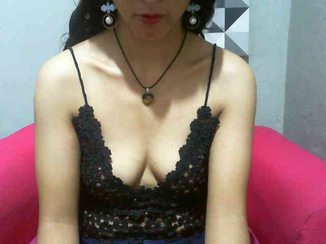 Cyah2 Live Webcam on BongaCams