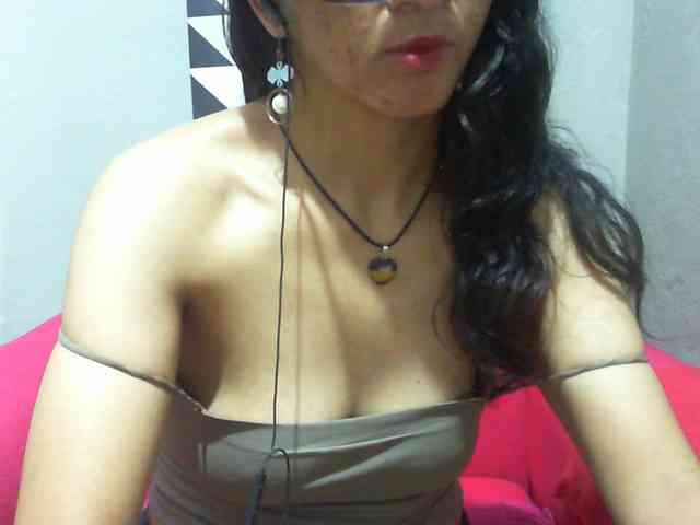 Cyah2 Live Webcam on BongaCams