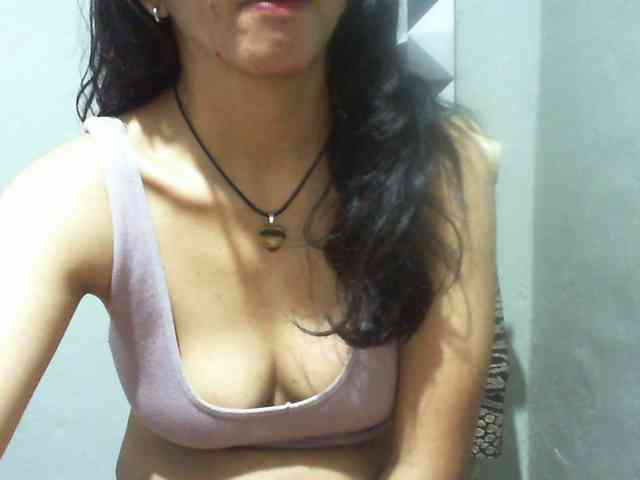 Cyah2 Live Webcam on BongaCams