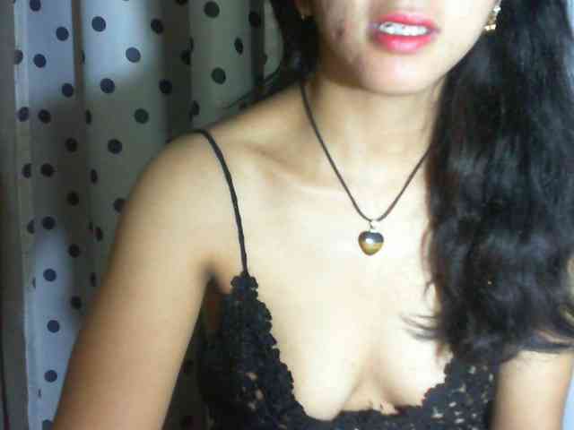 Cyah2 Live Webcam on BongaCams