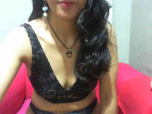 Cyah2 Live Webcam on BongaCams