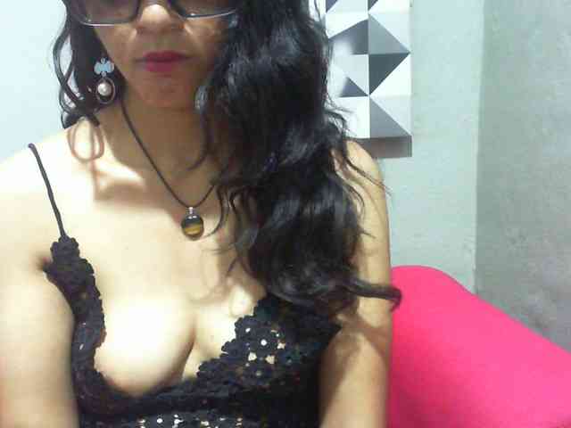 Cyah2 Live Webcam on BongaCams