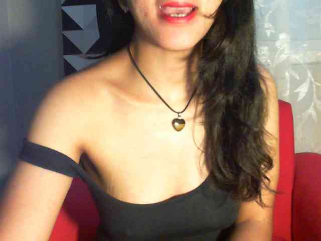 Cyah2 Live Webcam on BongaCams