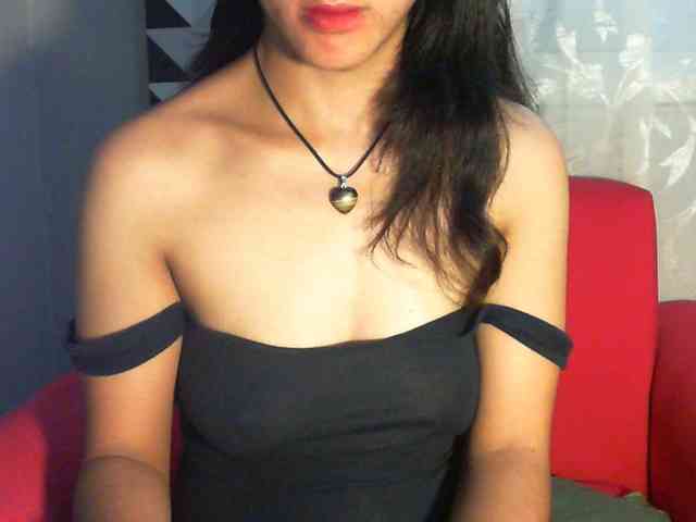 Cyah2 Live Webcam on BongaCams