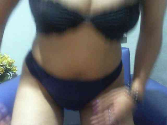 Cyah2 Live Webcam on BongaCams